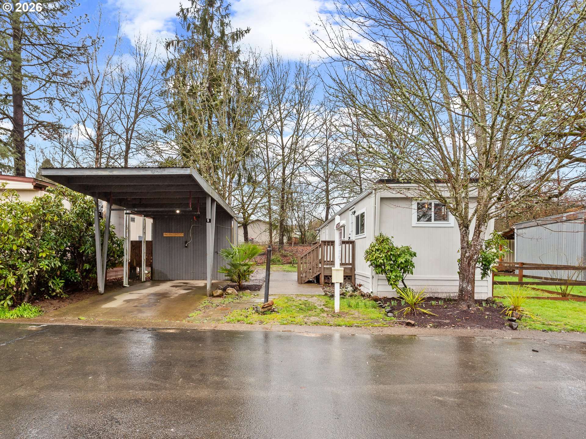 500 N GILWOOD ST #5, Carlton, OR 97111