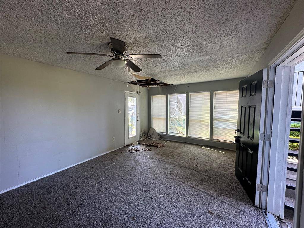 9696 Walnut Street #806, Dallas, TX 75243