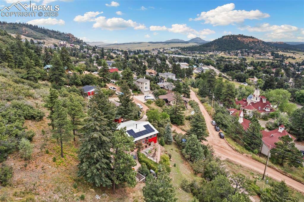 64 Highland RD, Palmer Lake, CO 80133
