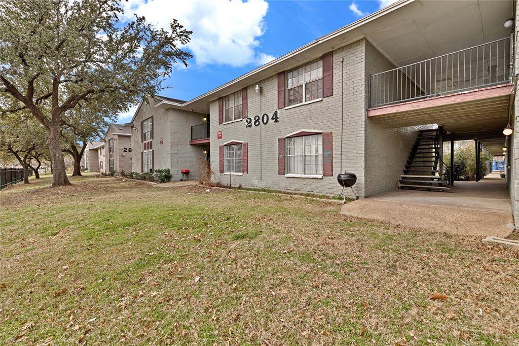 2800 W Pioneer Drive, Irving, TX 75061