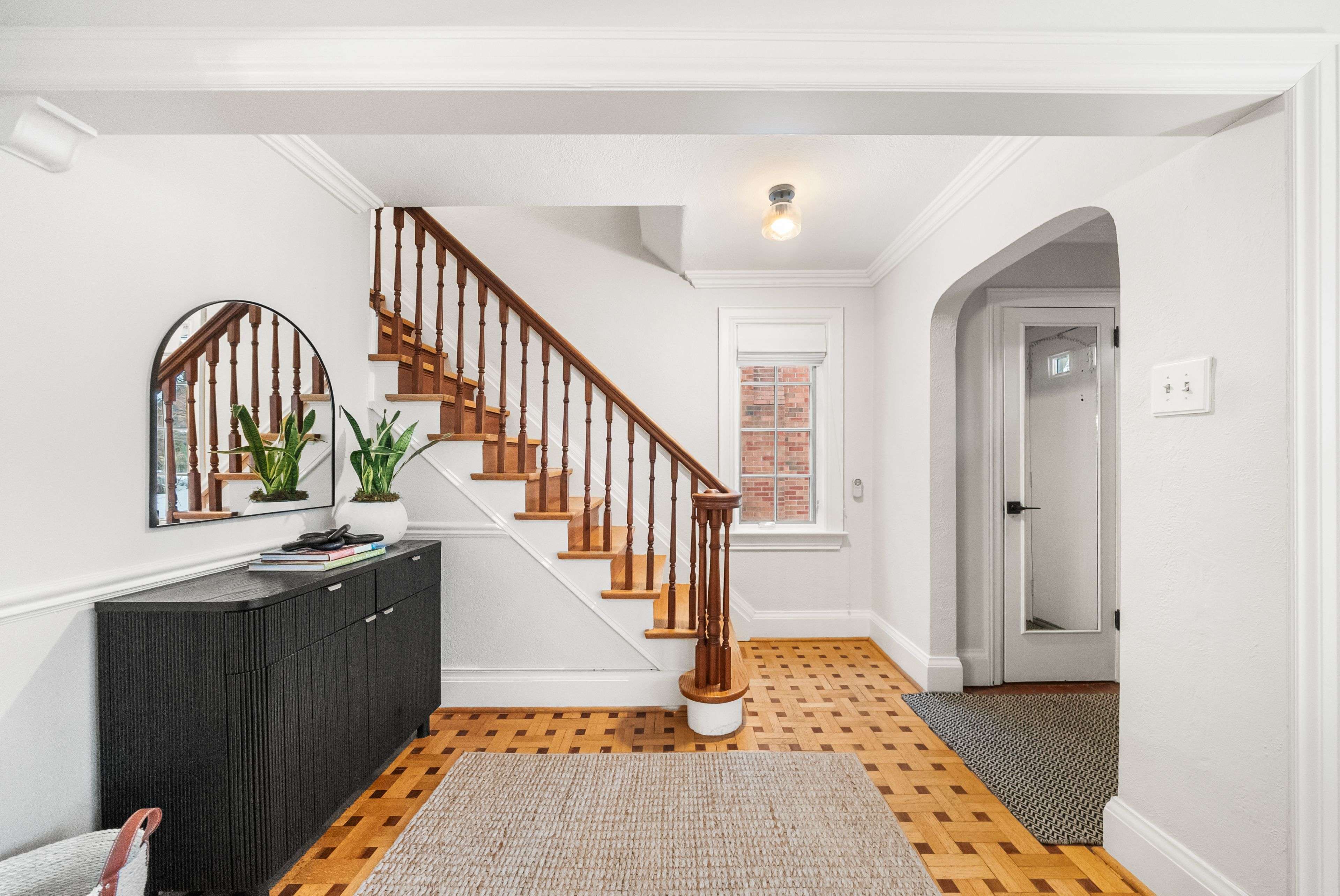 117 Airdrie RD, Toronto C11, ON M4G 1M6