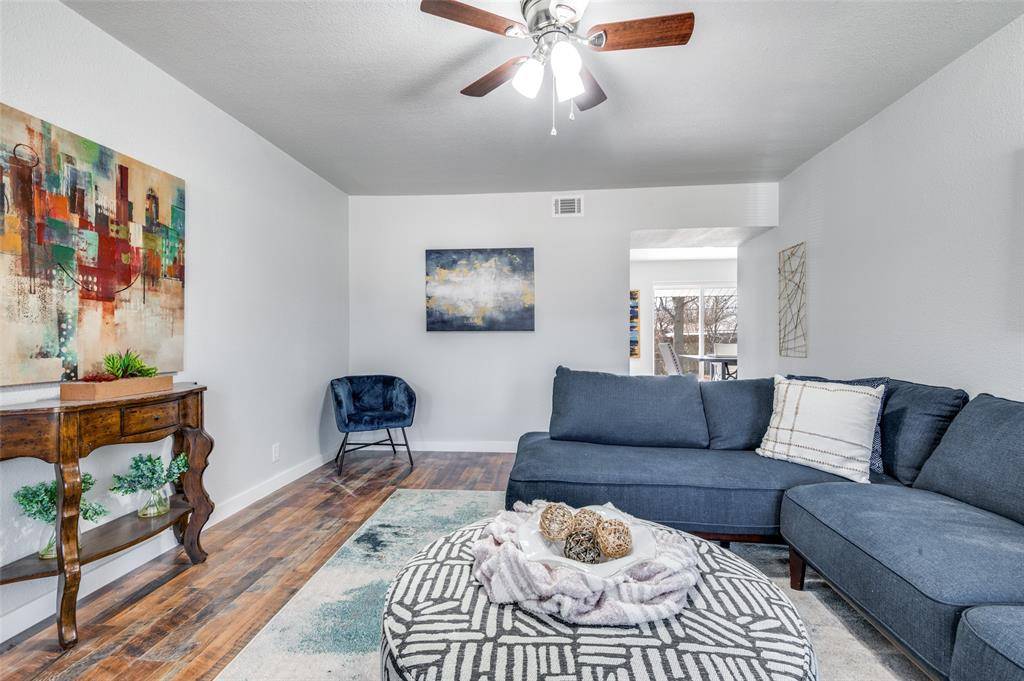 2314 Gilbert Circle, Arlington, TX 76010