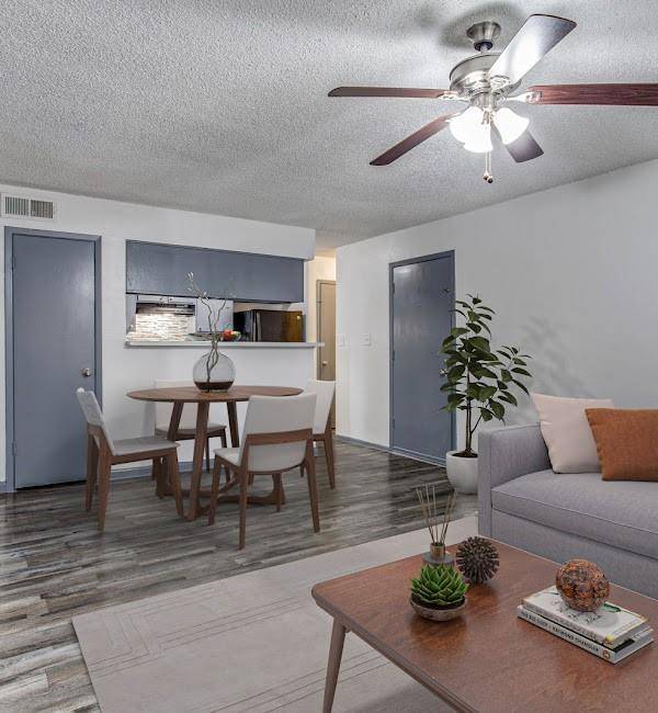 601 Bellaire Drive, Hurst, TX 76053