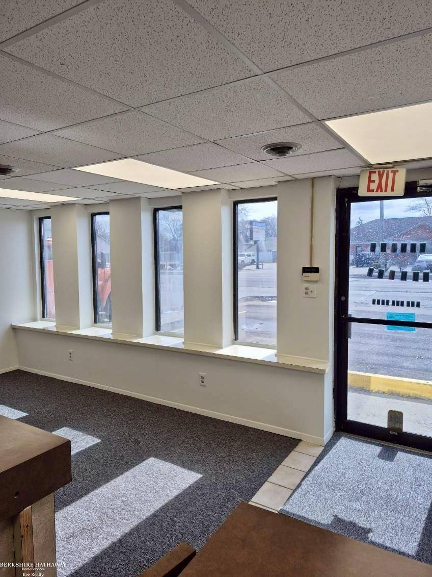 16149 E 10 Mile Rd ST, Eastpointe, MI 48021