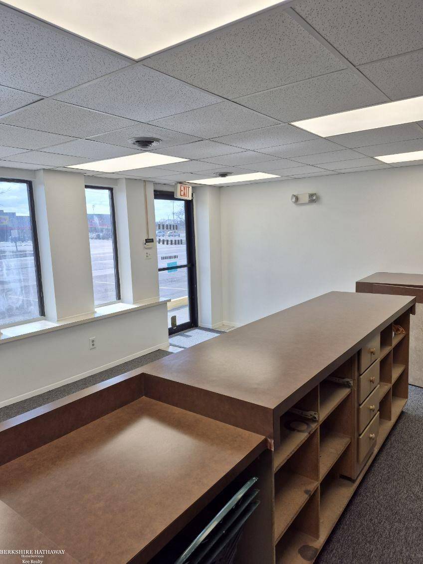 16149 E 10 Mile Rd ST, Eastpointe, MI 48021