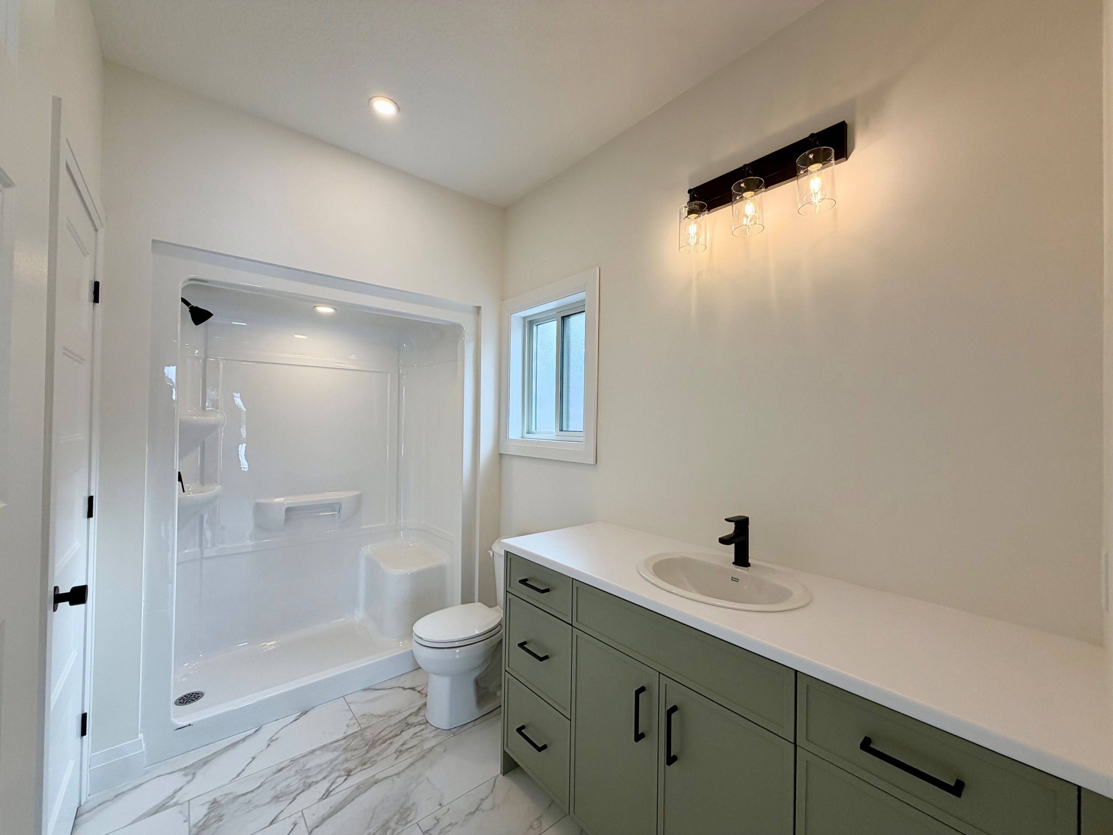 379 Ridge ST, Saugeen Shores, ON N0H 2C3