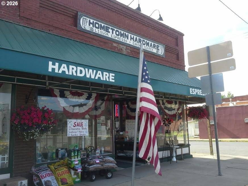 206 S MAIN ST, Union, OR 97883