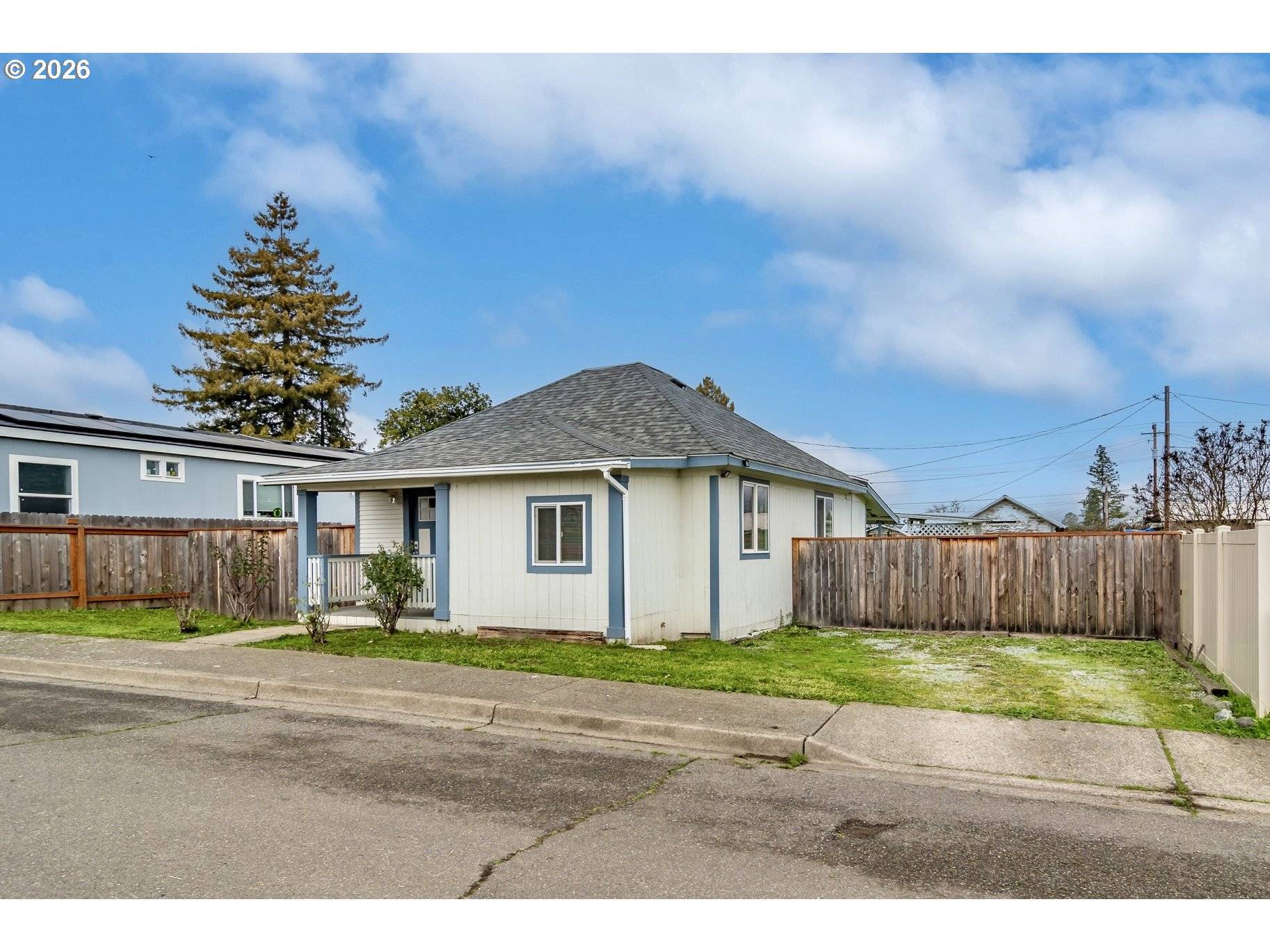 139 R ST, Riddle, OR 97469