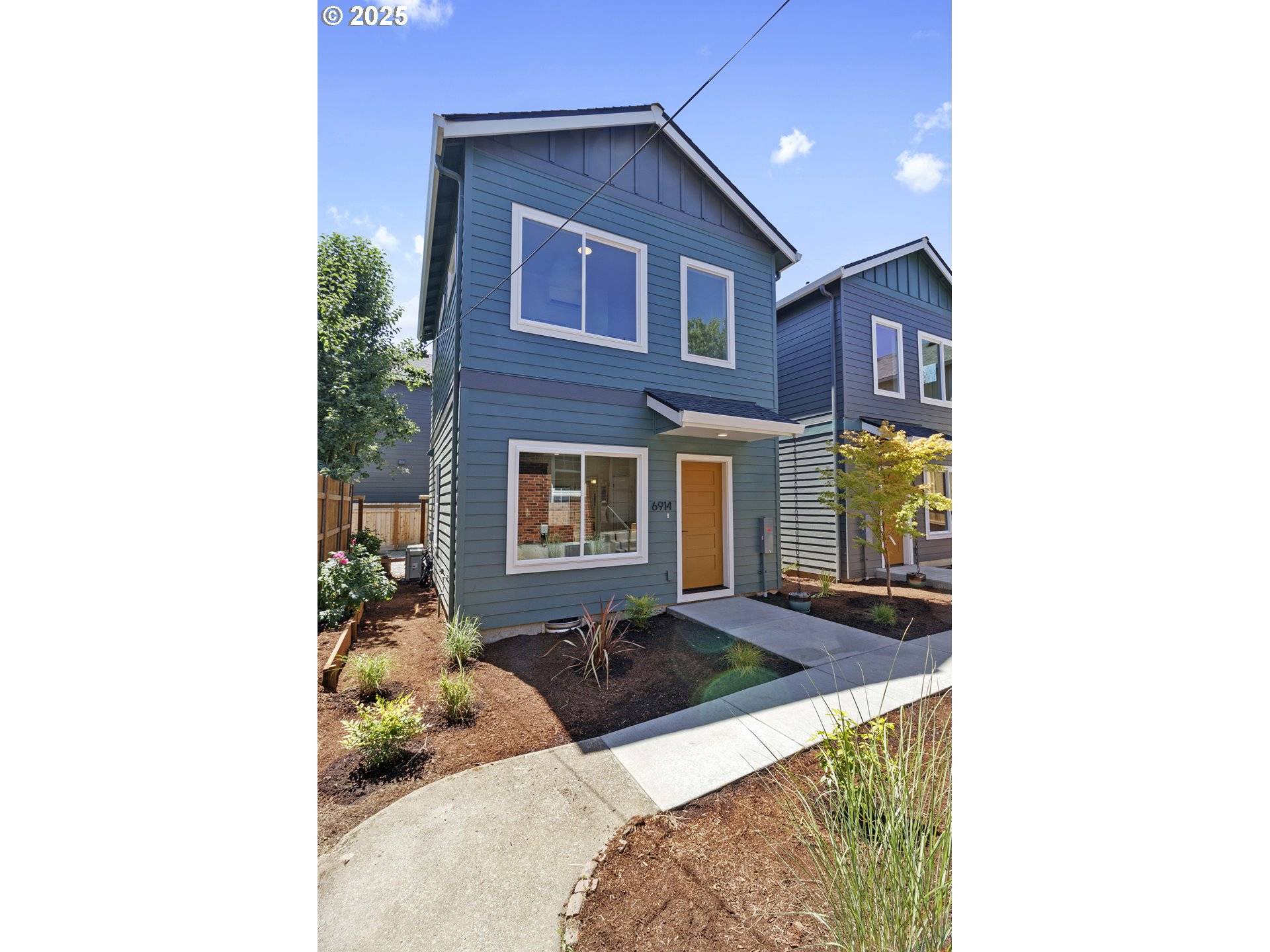 6914 N SWIFT ST, Portland, OR 97203