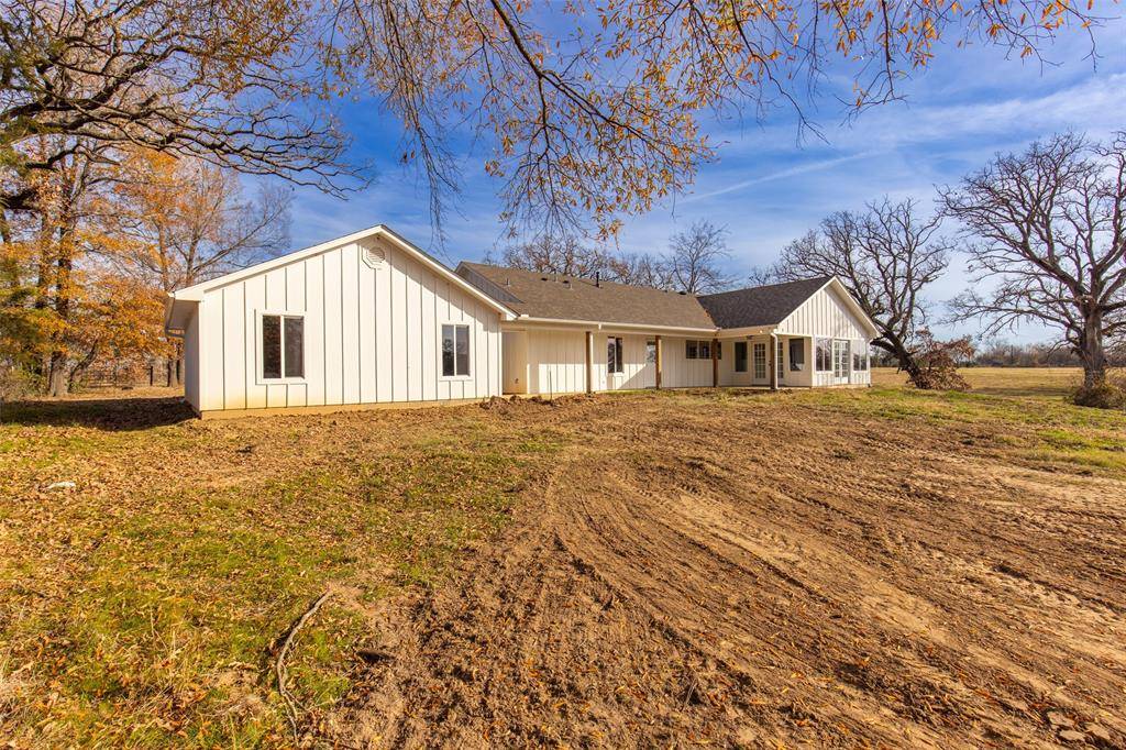 315 Private Road 7327, Emory, TX 75440