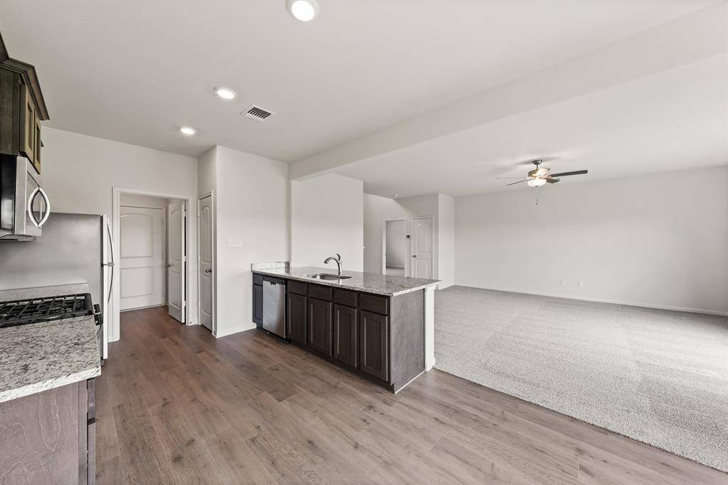 13461 Stage Coach Lane, Cresson, TX 76035