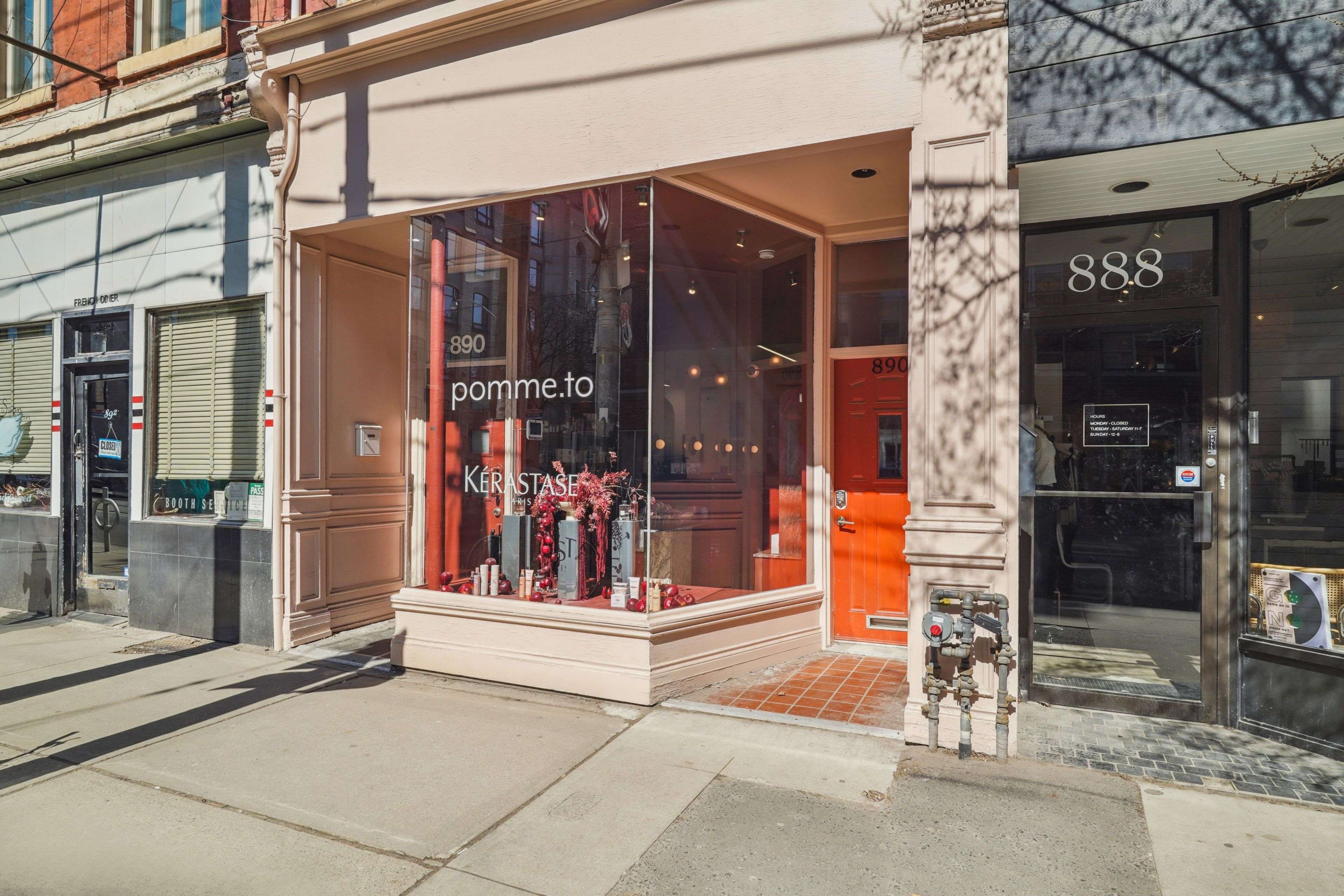 890 Queen ST W, Toronto C01, ON M6J 1G3