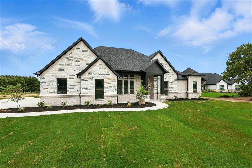 2085 Glenhollow Drive, Weatherford, TX 76088