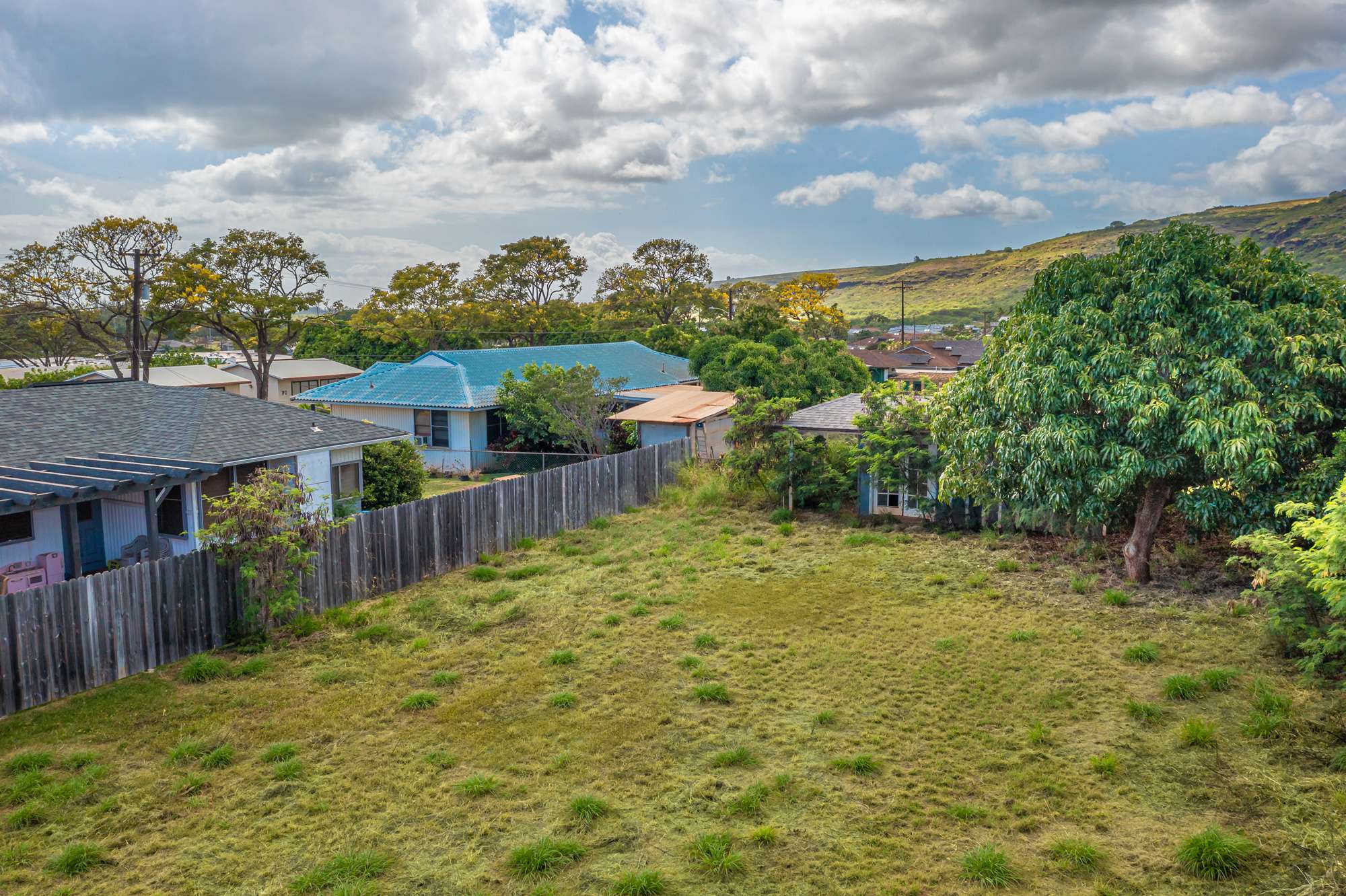 HAINA RD, Waimea, HI 96796