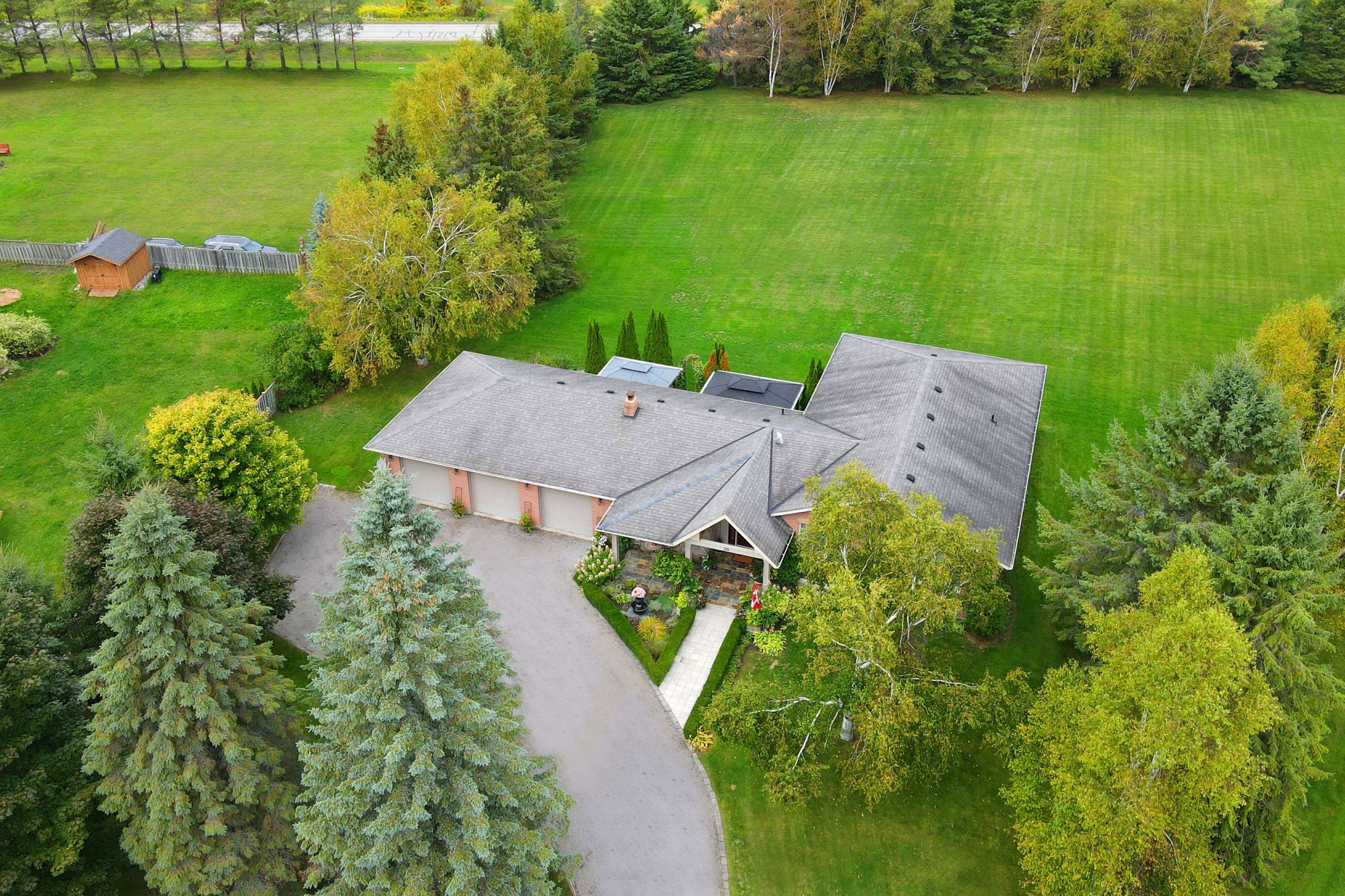 38 Audubon WAY, Georgina, ON L0E 1A0