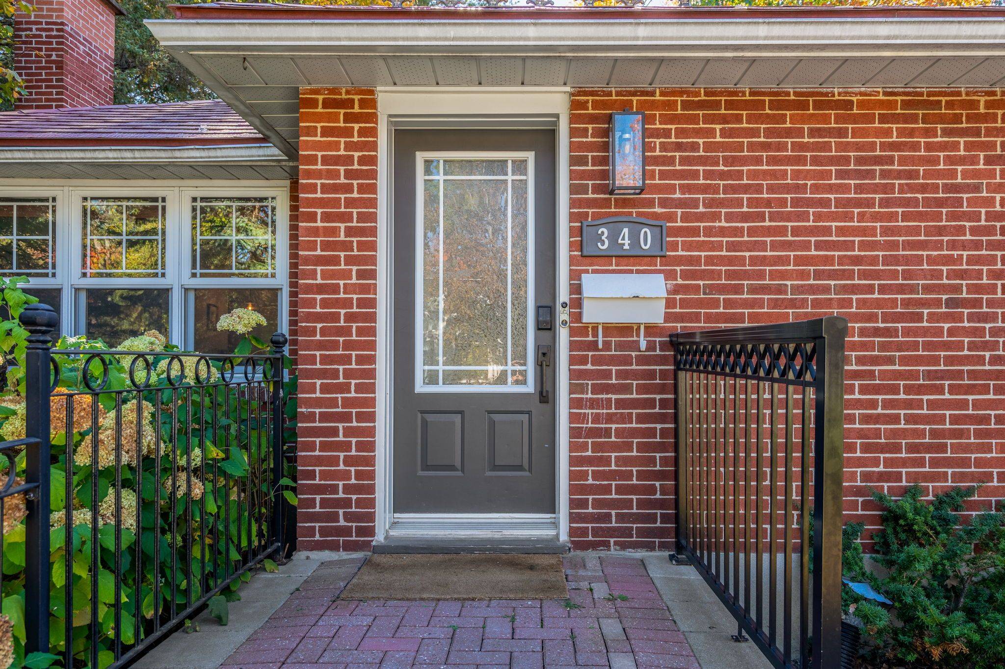 340 Cunningham AVE, Alta Vista And Area, ON K1H 6B4
