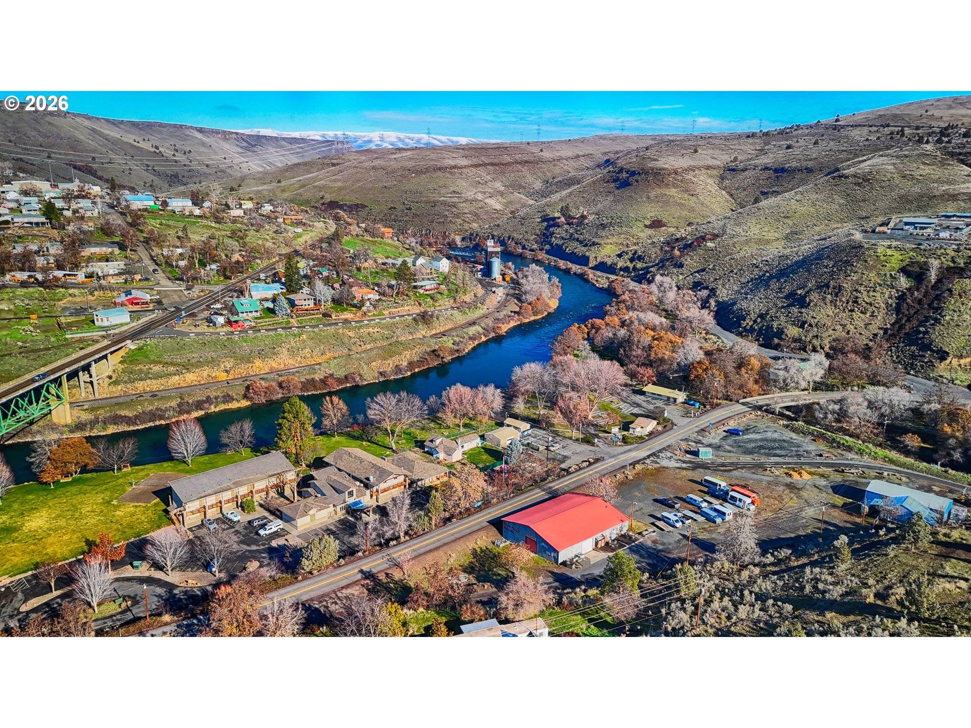 201 Bakeoven Market Road RD, Maupin, OR 97037