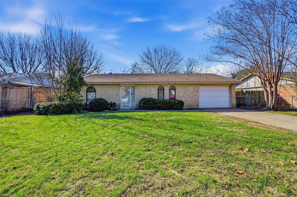 130 Sheffield Drive, Cedar Hill, TX 75104