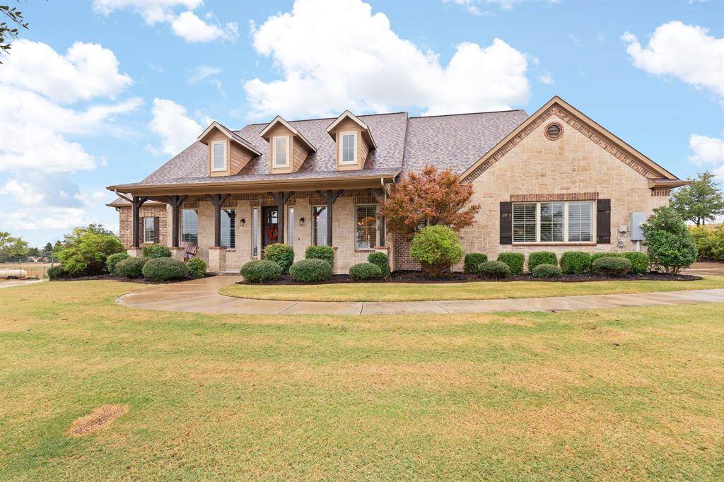 220 Bearclaw Circle, Aledo, TX 76008