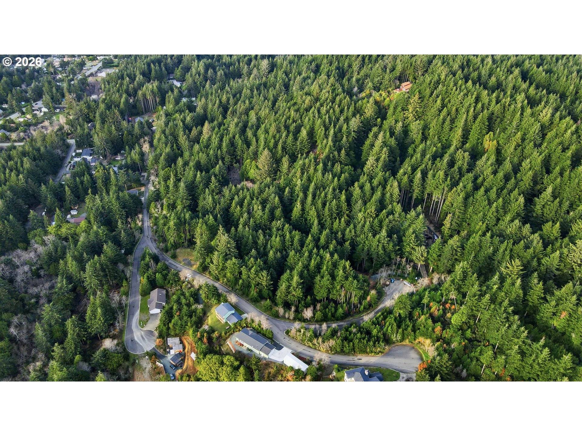 Dee Terrace #16, Port Orford, OR 97465