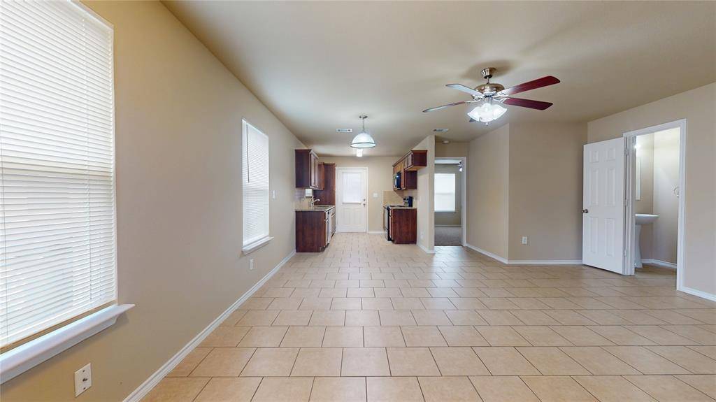 812 Parkplace Ridge, Princeton, TX 75407