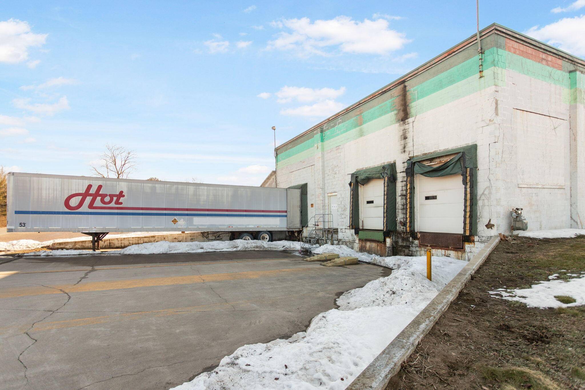 380 73rd ST, South Haven City, MI 49090