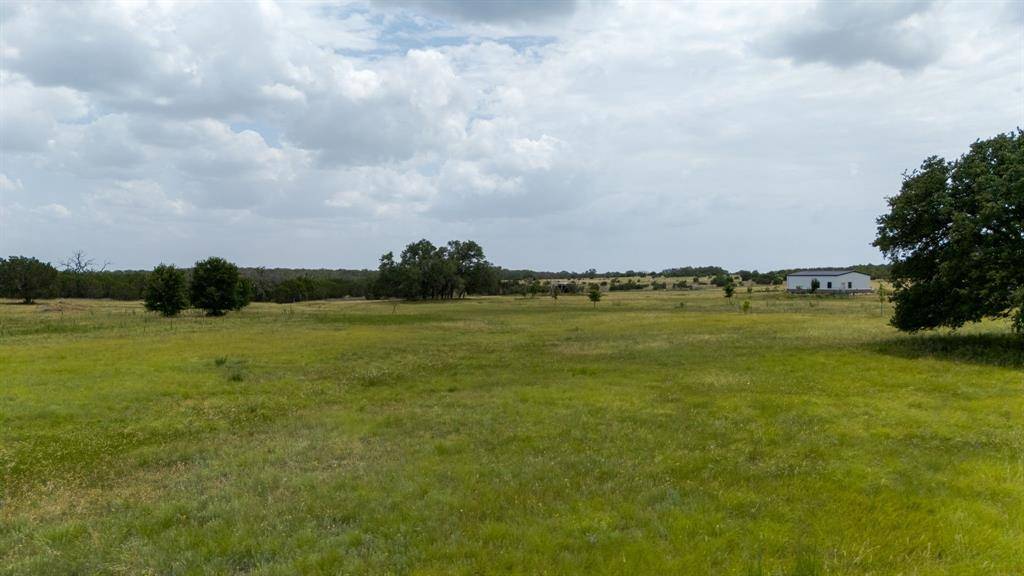 320 S Waterbuck Way, Lampasas, TX 76550