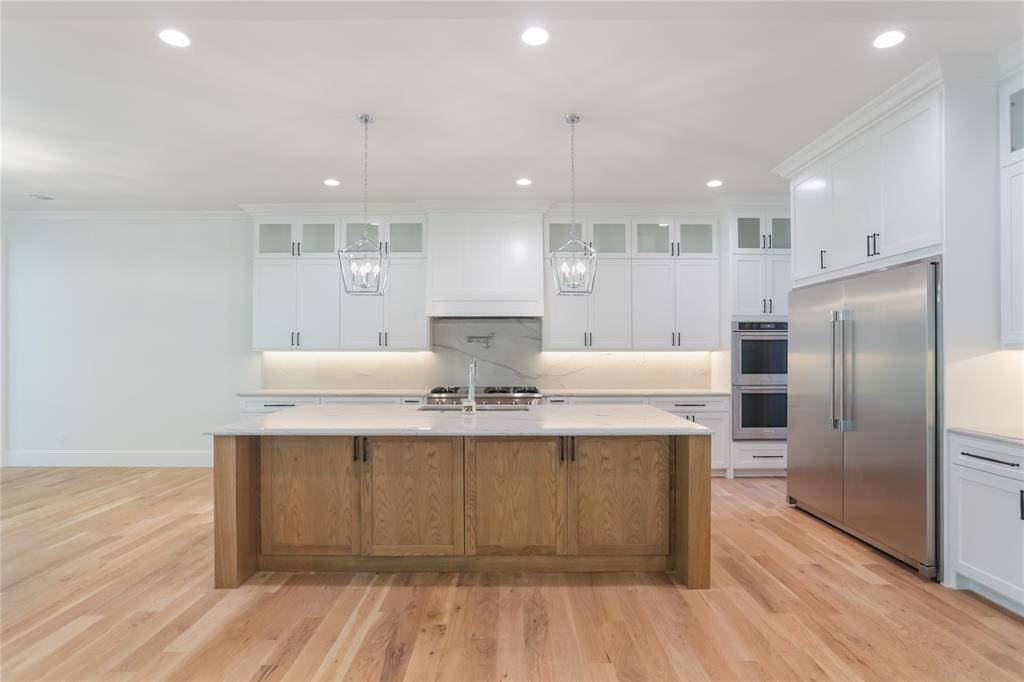 513 Lawnmeadow Drive, Richardson, TX 75080