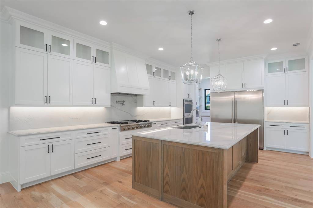 513 Lawnmeadow Drive, Richardson, TX 75080