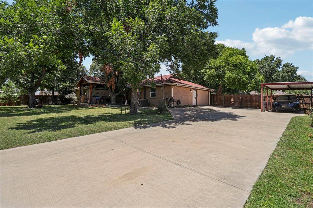 1213 W Tarrant Road, Grand Prairie, TX 75050