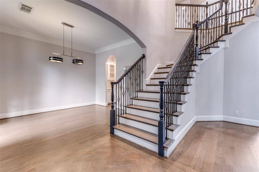 8750 Rexford Drive, Dallas, TX 75209