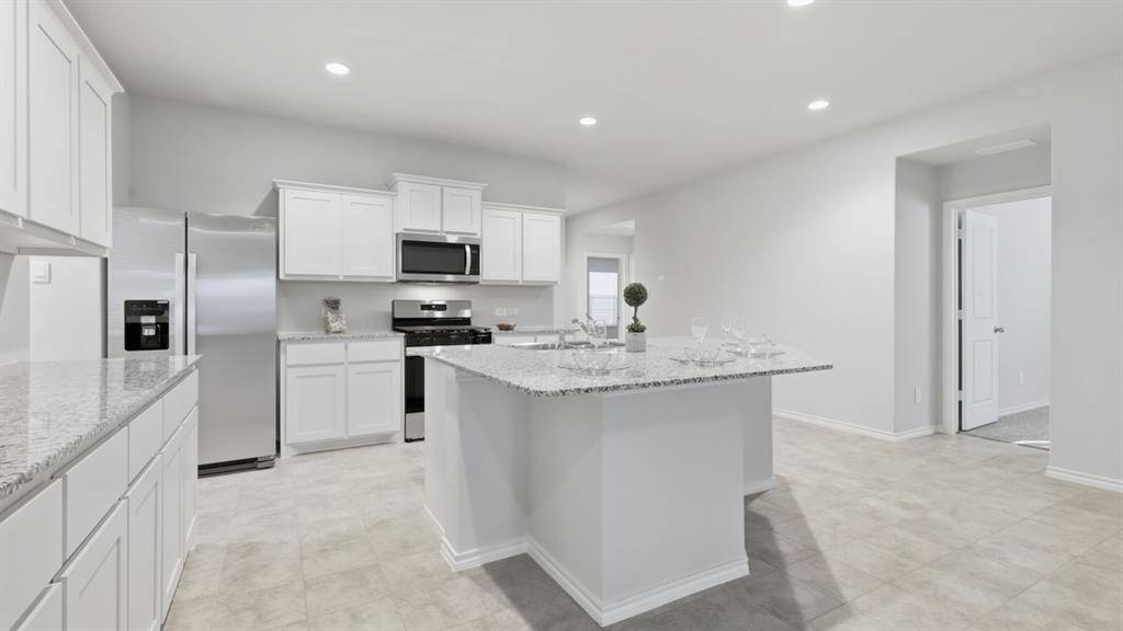 2913 HORNBILL Street, Denton, TX 76205