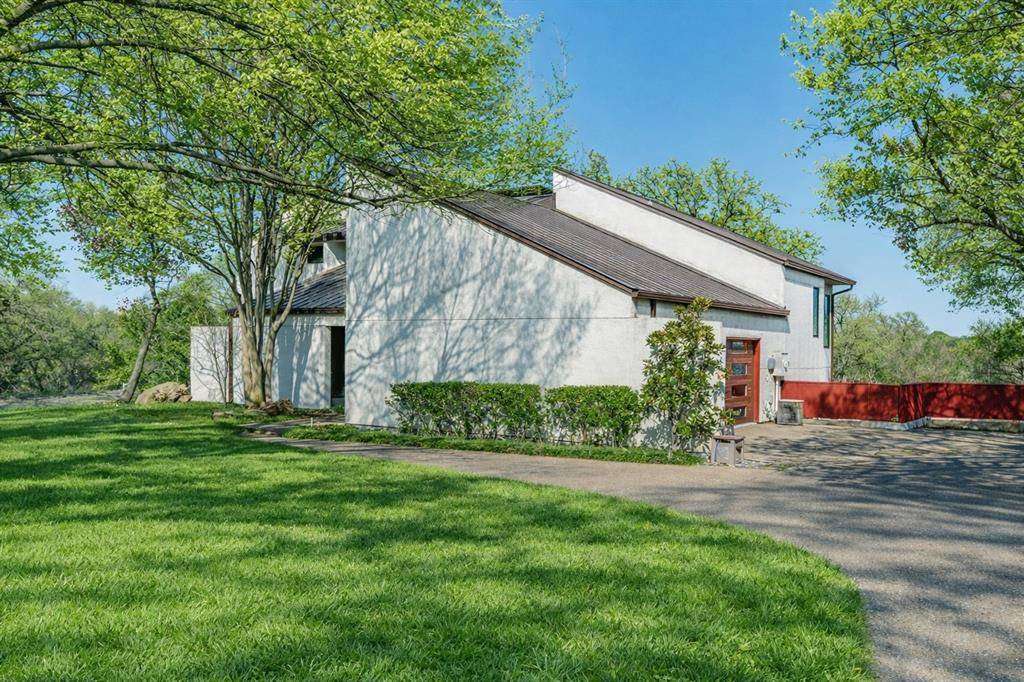 1816 Southpark Drive, Arlington, TX 76013