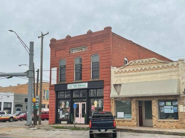 100 E Hubbard Street, Lindale, TX 75771