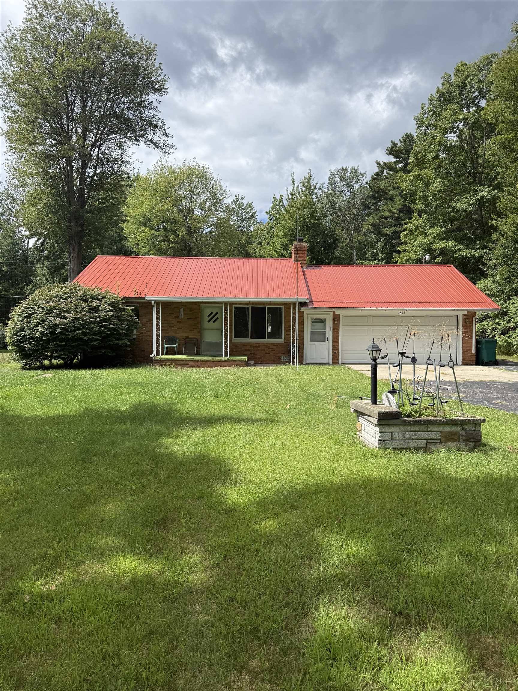 1856 S US-23, Alabaster Twp, MI 48763