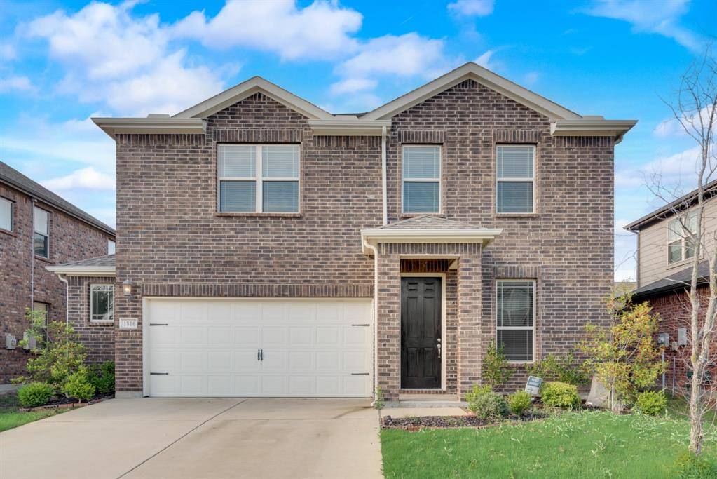 1816 Tomahawk Trail, Aubrey, TX 76227