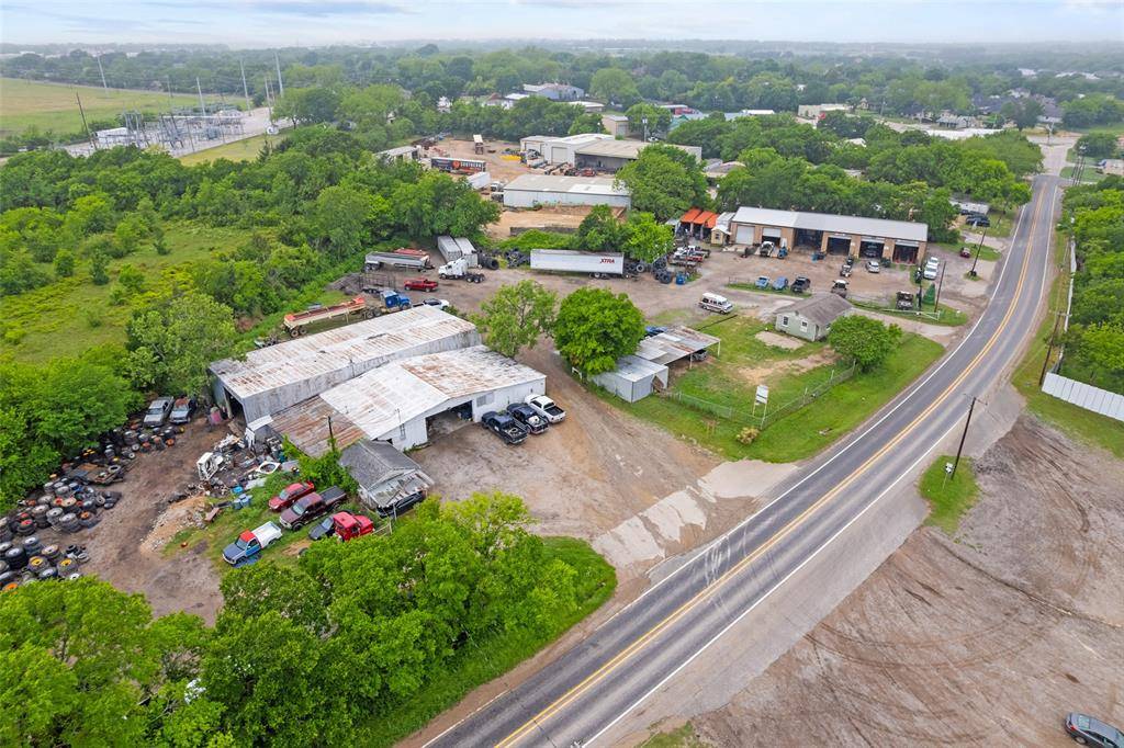 316 Howard Road, Waxahachie, TX 75165