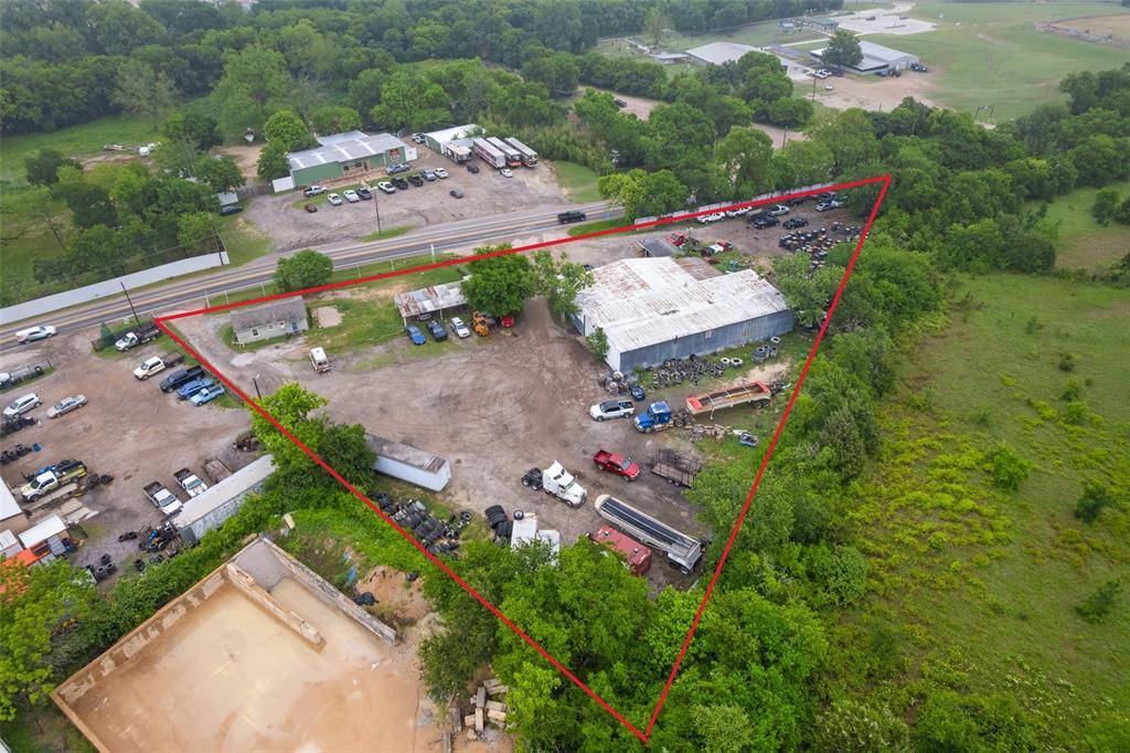 316 Howard Road, Waxahachie, TX 75165