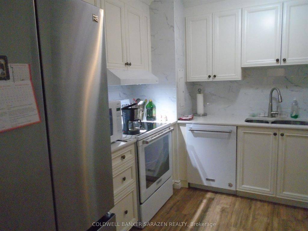 2951 RIVERSIDE DR N #414, Billings Bridge - Riverside Park And Area, ON K1V 8W6