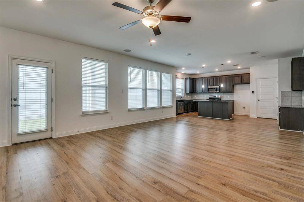 3716 Prague Mews, Dallas, TX 75236