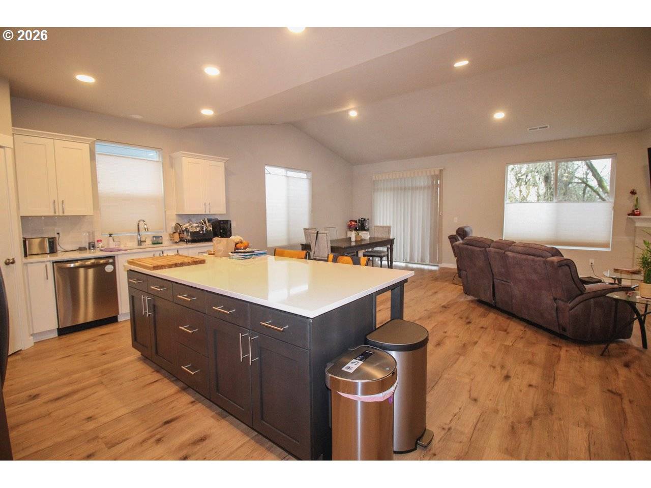1683 S QUARTZ DR, Cornelius, OR 97113