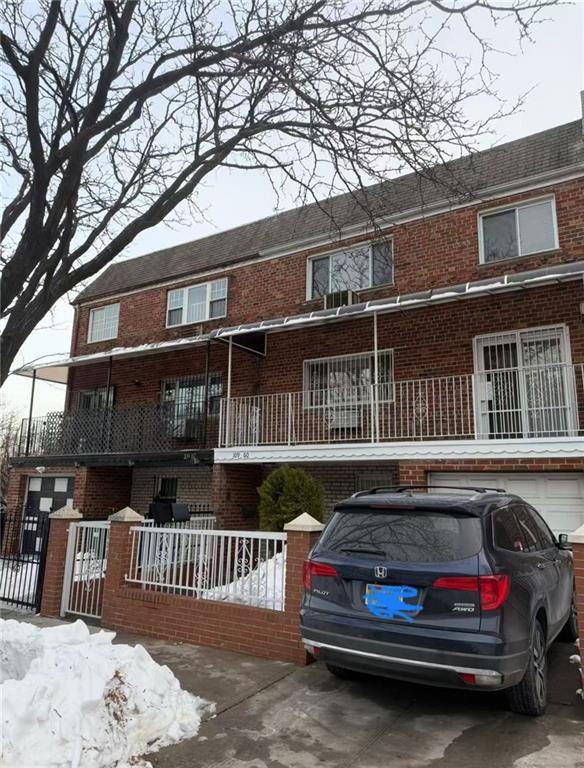 109-60 54th AVE, Corona, NY 11368