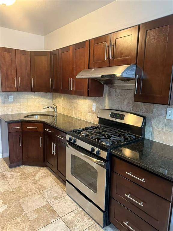 109-60 54th AVE, Corona, NY 11368