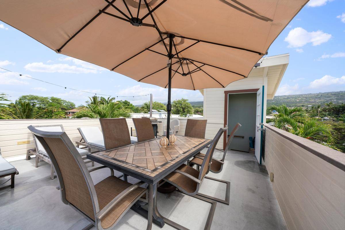 76-6185 ALII DR, Kailua Kona, HI 96740