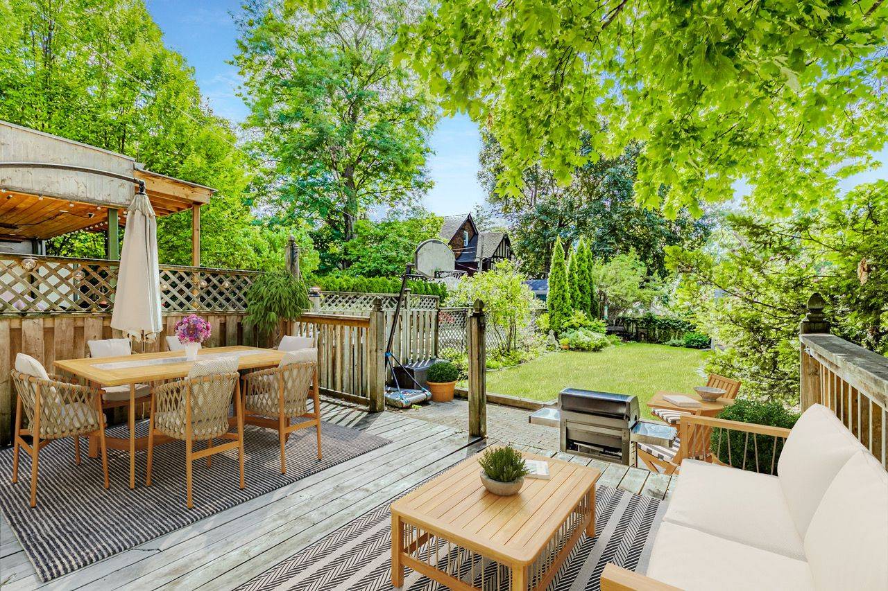 101 Manor RD E, Toronto C10, ON M4S 1R3