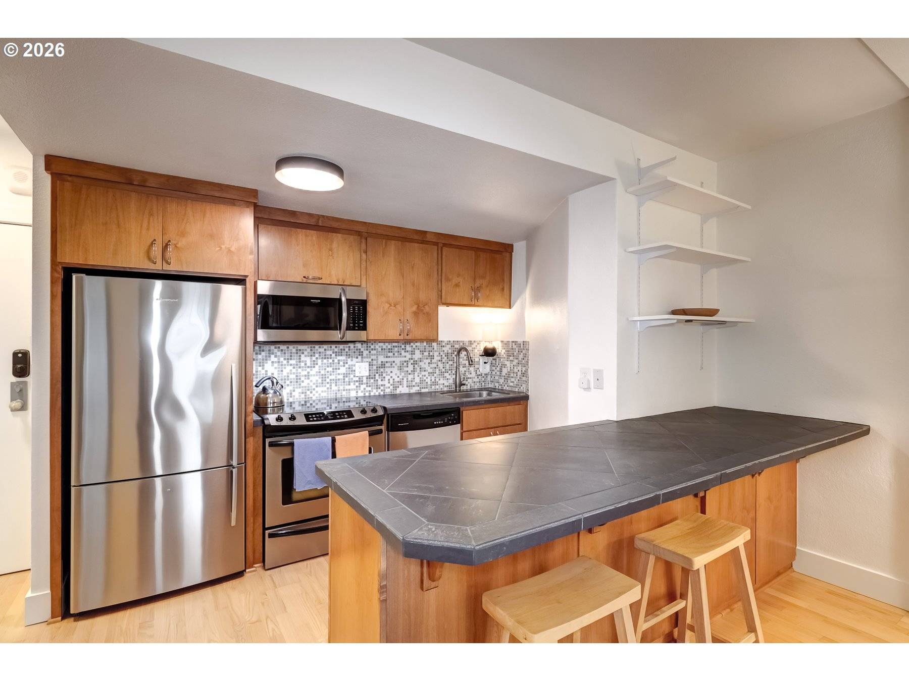 1829 NW LOVEJOY ST #103, Portland, OR 97209