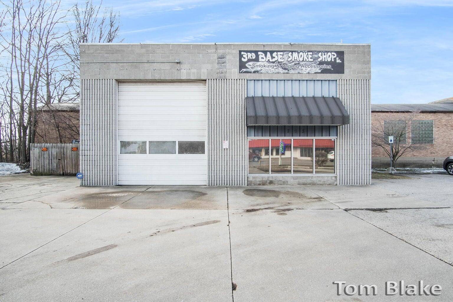 793 W Laketon AVE, Muskegon City, MI 49441