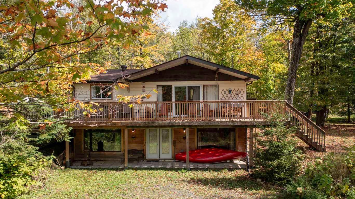 37 LYNBERRY DR, Seguin, ON P2A 2W9