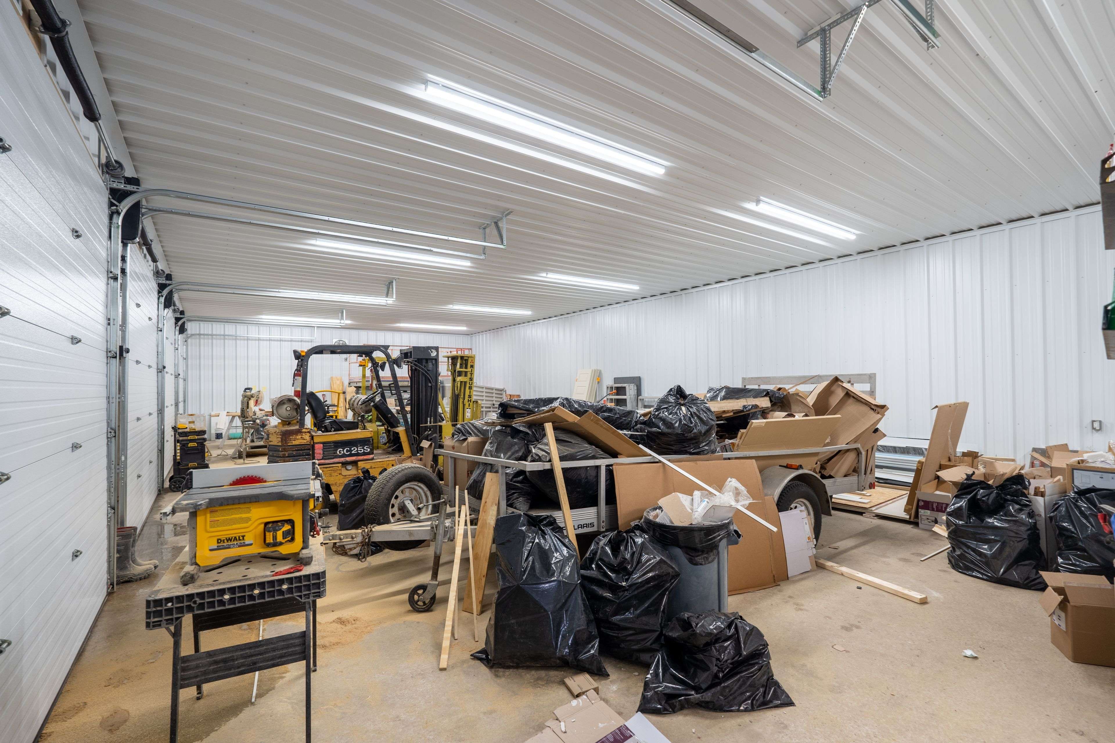 26 First (Garage) ST W, Cornwall, ON K6J 1B9