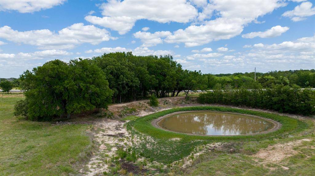 8526 N Fm 1744, Hico, TX 76457